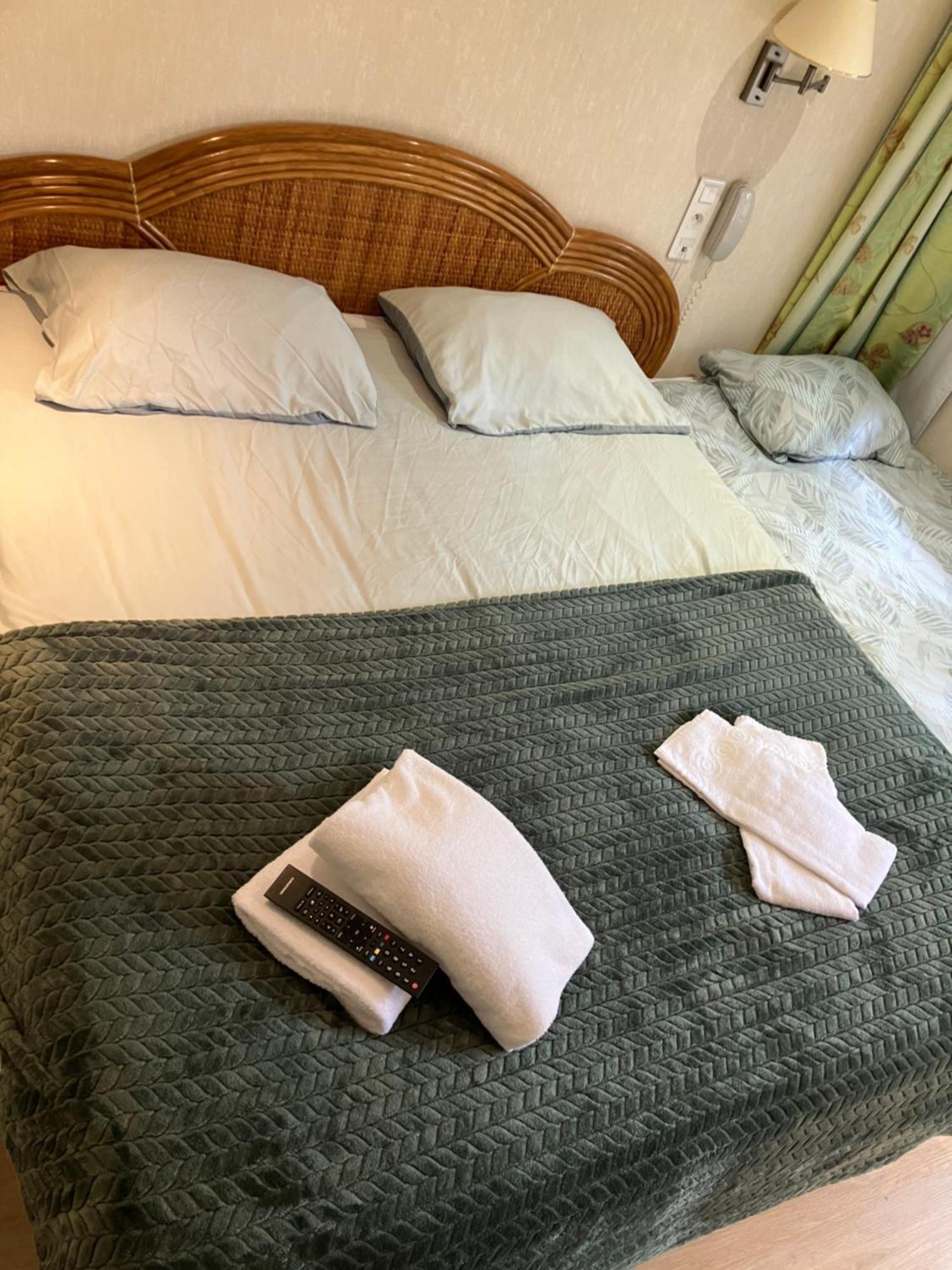 Hotel Residence Normandie Conches-en-Ouche Екстер'єр фото