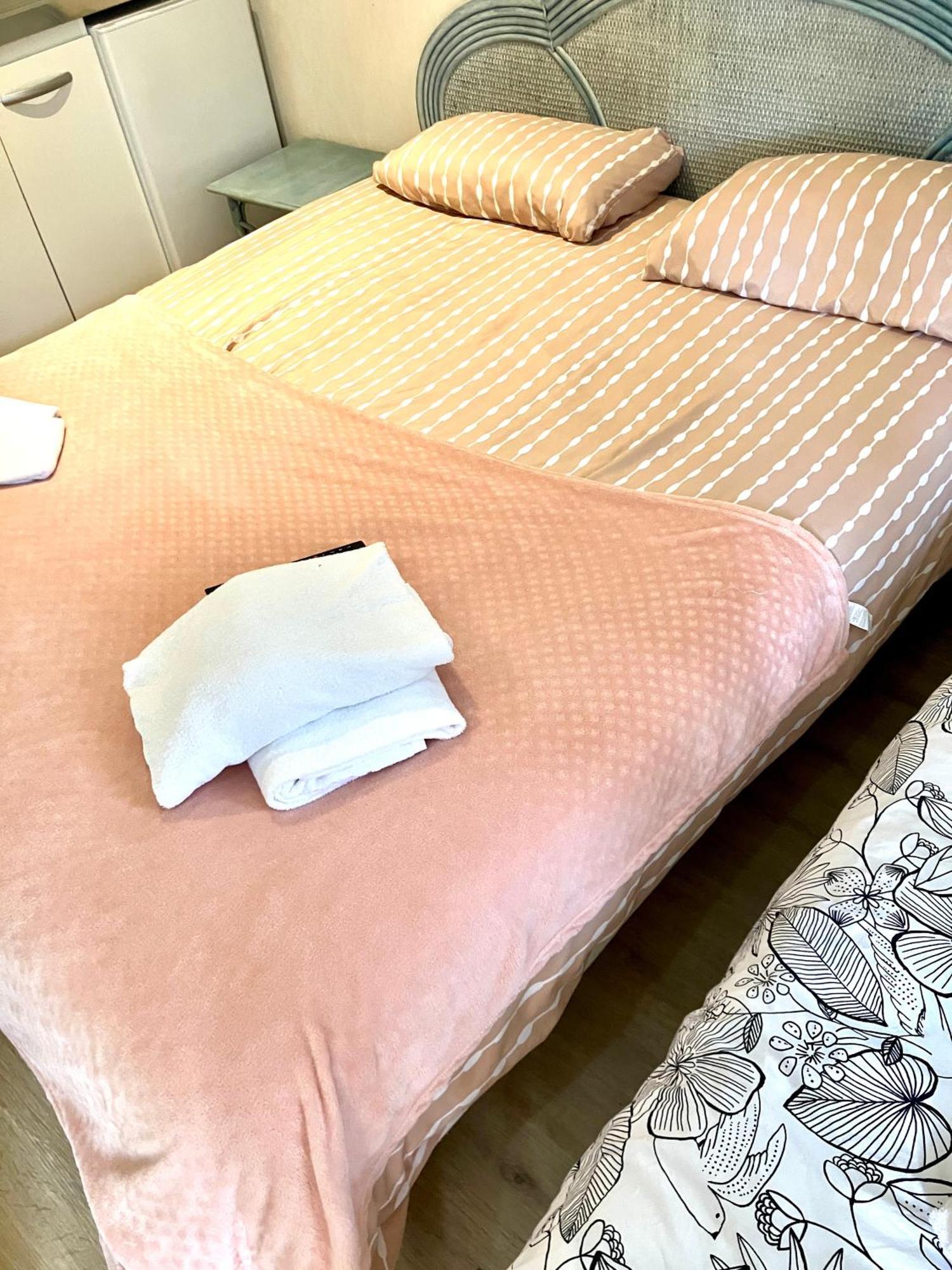 Hotel Residence Normandie Conches-en-Ouche Екстер'єр фото